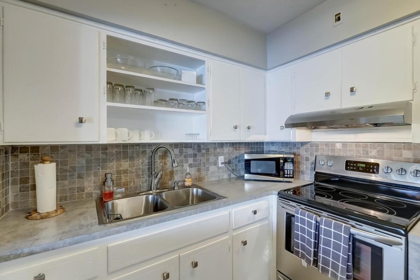 Waterfront Apartment Private Patio Pool 포트 로더데일 외부 사진